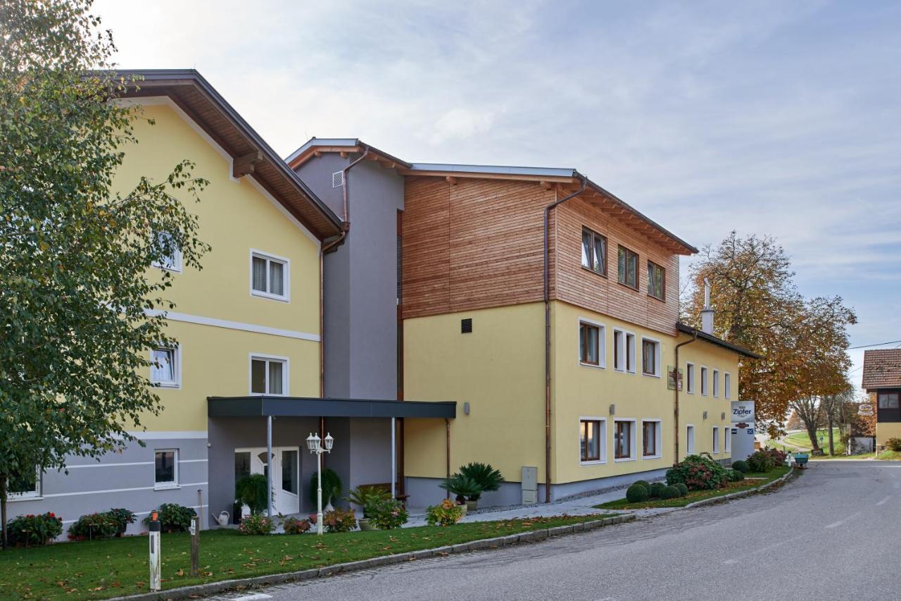 Hotel Gasthof-strasser Tumeltsham